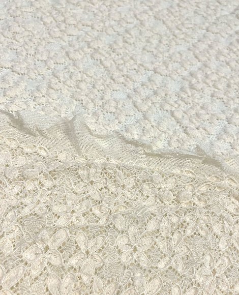 Гипюр-кружево цветок сливочный